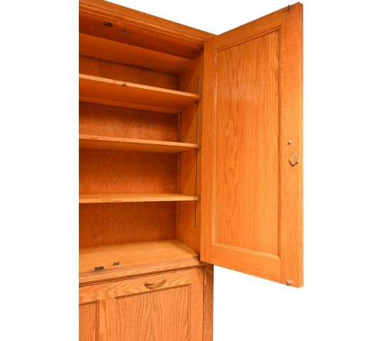 49554-oak-built-in-school-cabinet-10.jpg